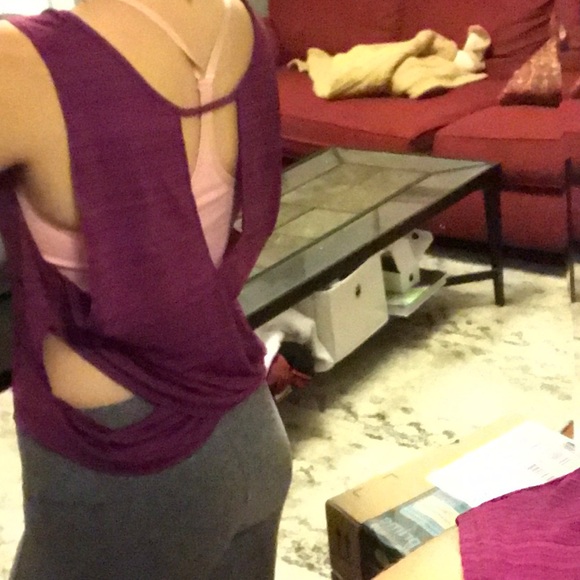 Zella plum workout tank - Picture 5 of 6